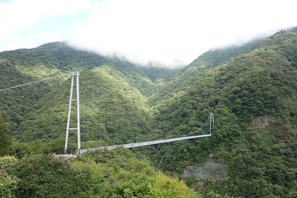 綾の照葉大吊橋