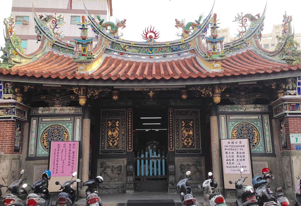 鳳山龍山寺