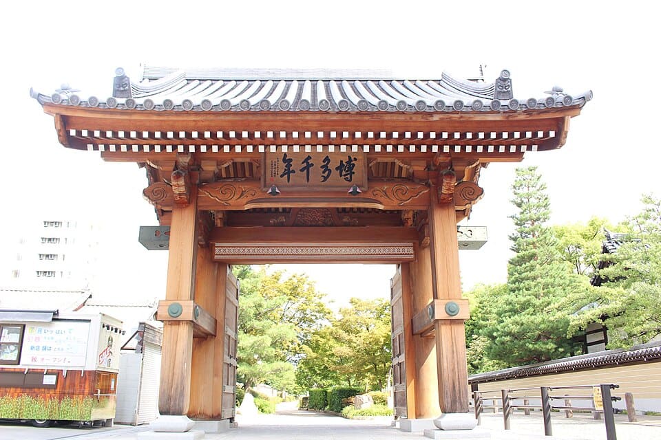 博多千年門と寺社町