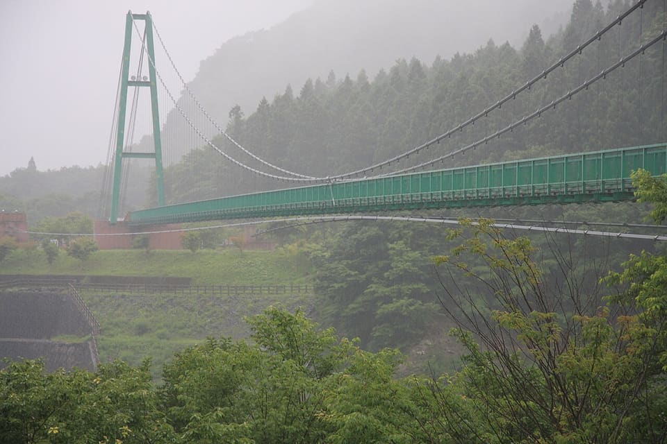 塩原 もみじ谷大吊橋