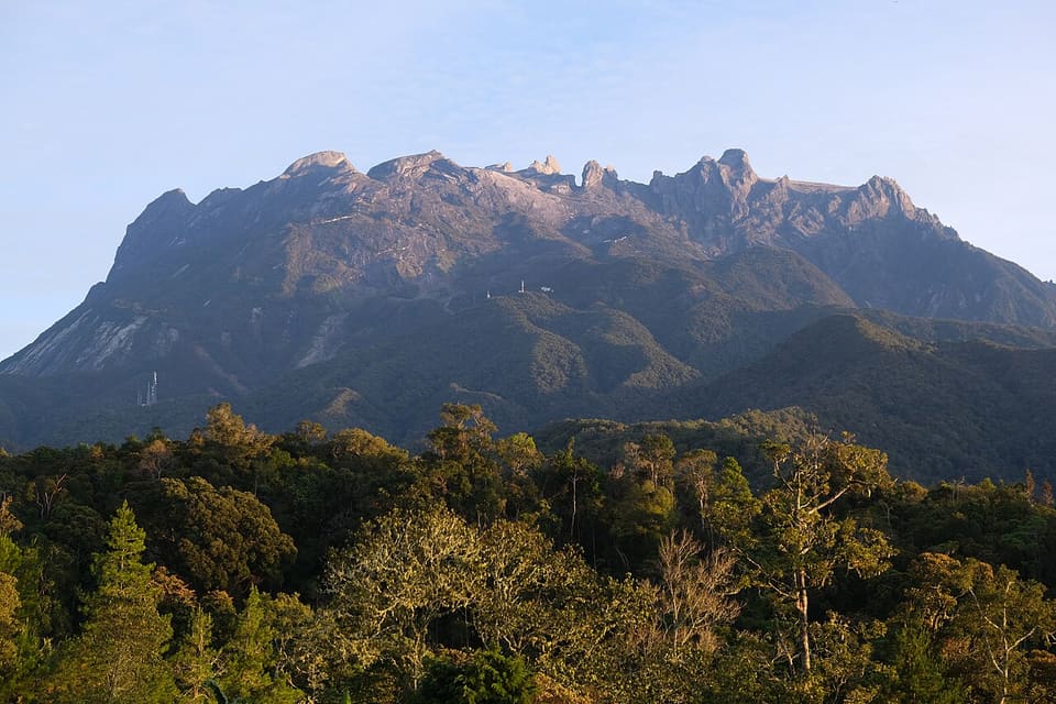 キナバル山