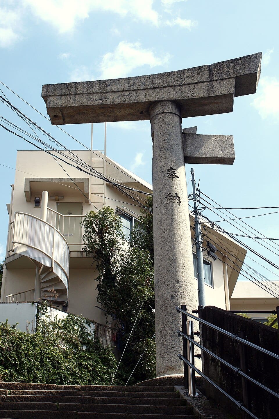 山王神社 一本柱鳥居