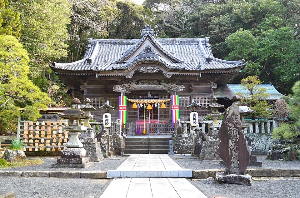 伊古奈比咩命神社(白浜神社)