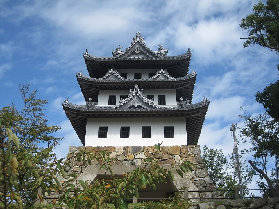 洲本城