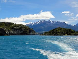 ヘネラル・カレーラ湖