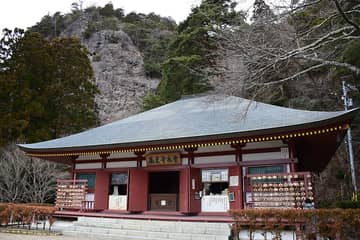 鳳来寺山