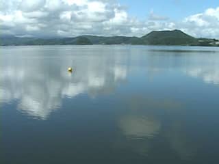湖山池