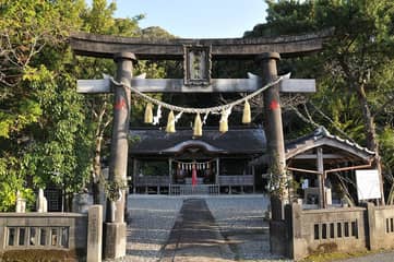 鳴無神社