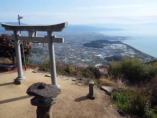 高屋神社 本宮（天空の鳥居）