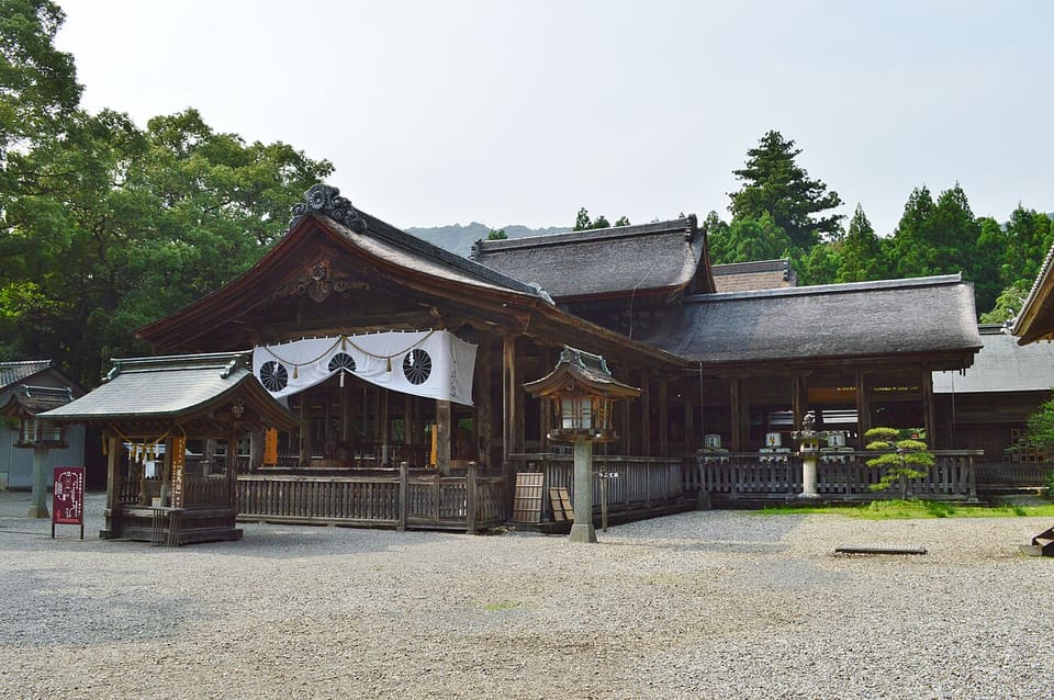 土佐神社