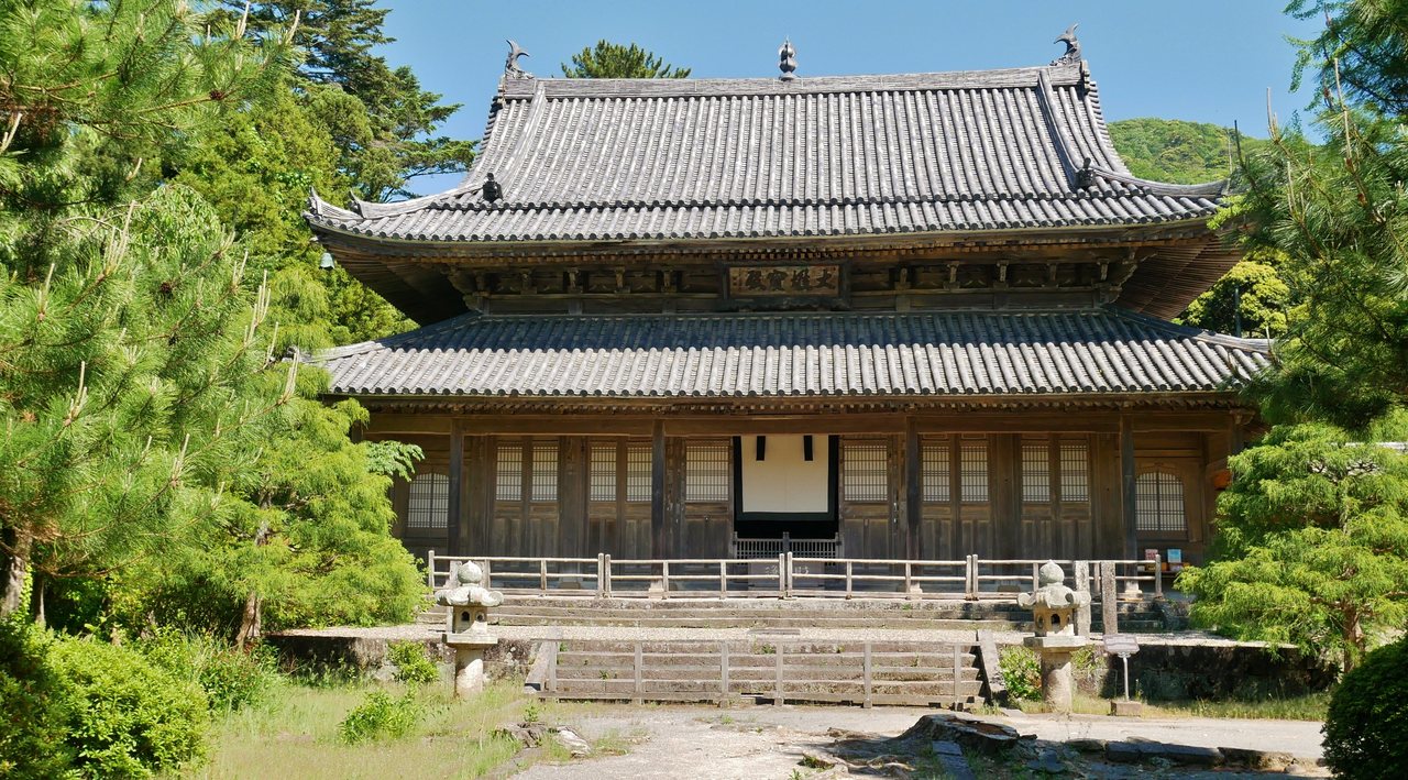 東光寺の写真(作例・写真提供:山口県観光連盟)